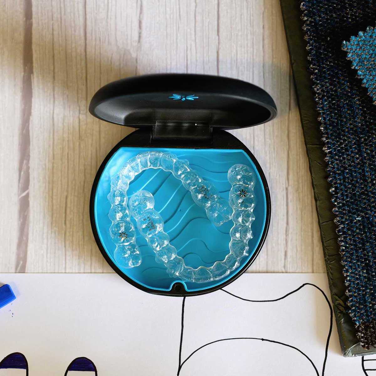 Invisalign® Aligner Case in Black – Invisalign Accessory Store UK