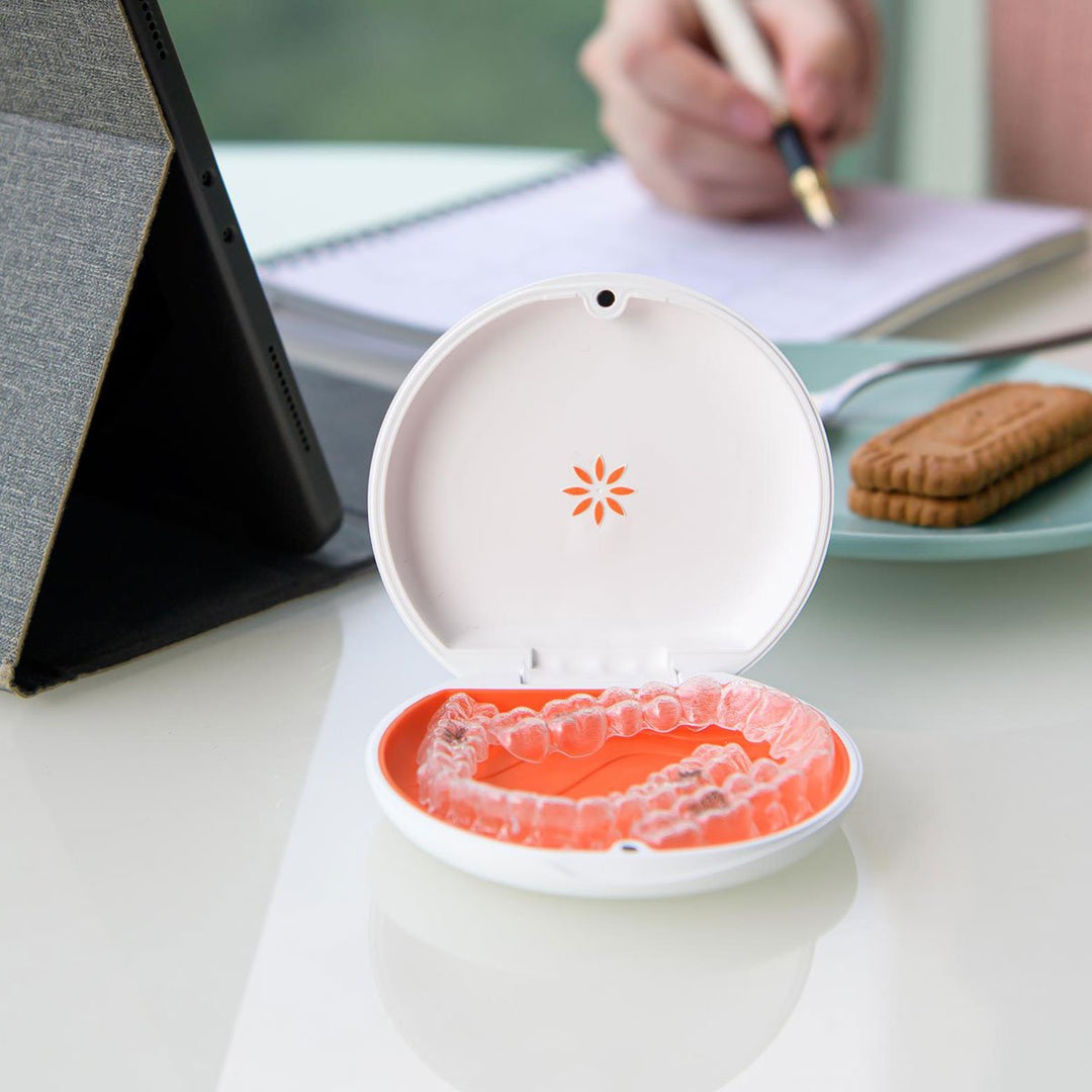 Invisalign Aligner Case White – Invisalign Accessory Store UK